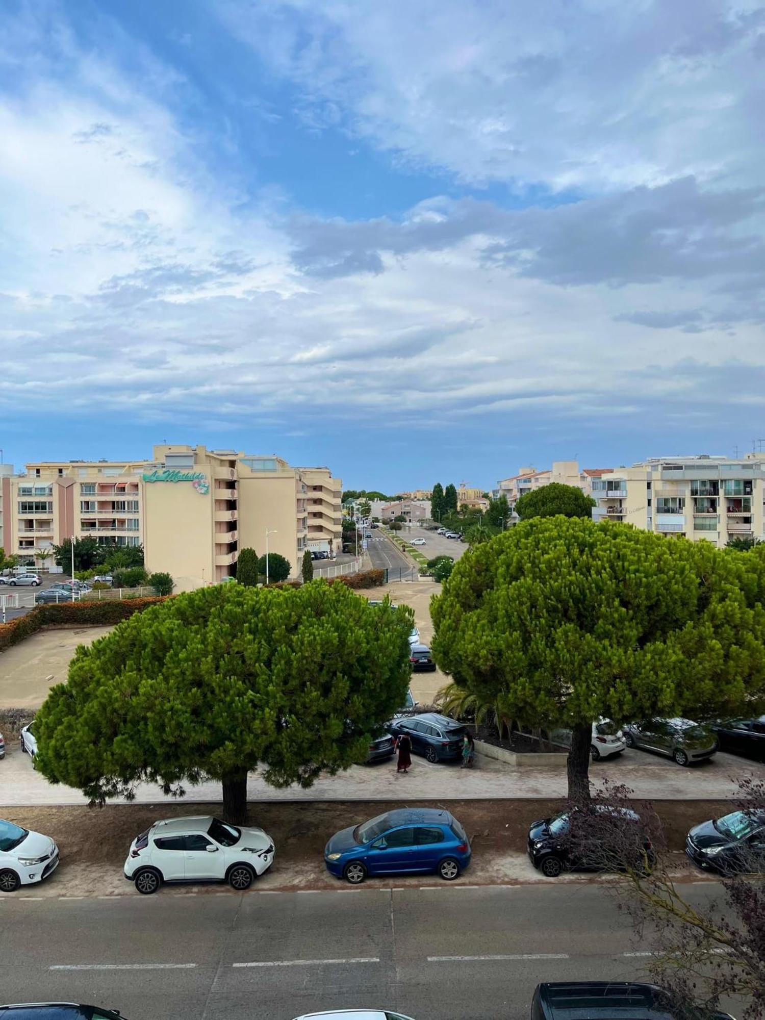 Appartement Devant La Mer + Parking Ле-Гро-дю-Руа Экстерьер фото